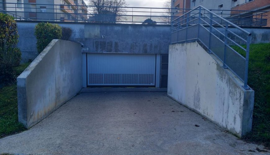 Parking privatise souterrain